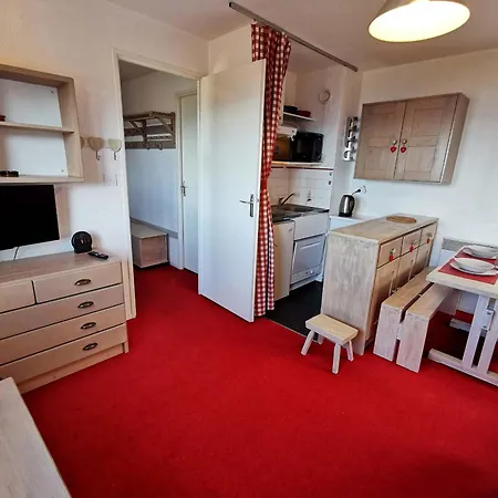 Apartment Superieur Proche Pistes, 4 Pers, Balcon Sud, Casier A Les Adrets